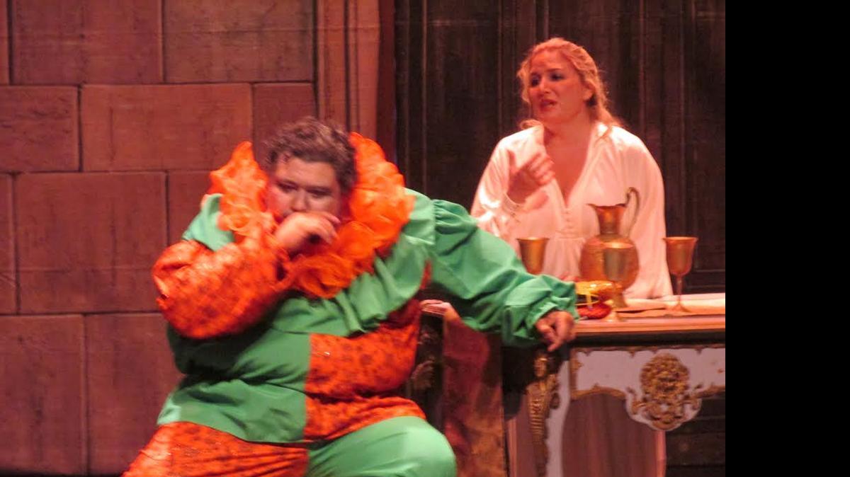 
Tina Gorina y Nelson Martínez fueron una Gilda y un Rigoletto de primera categoría.

