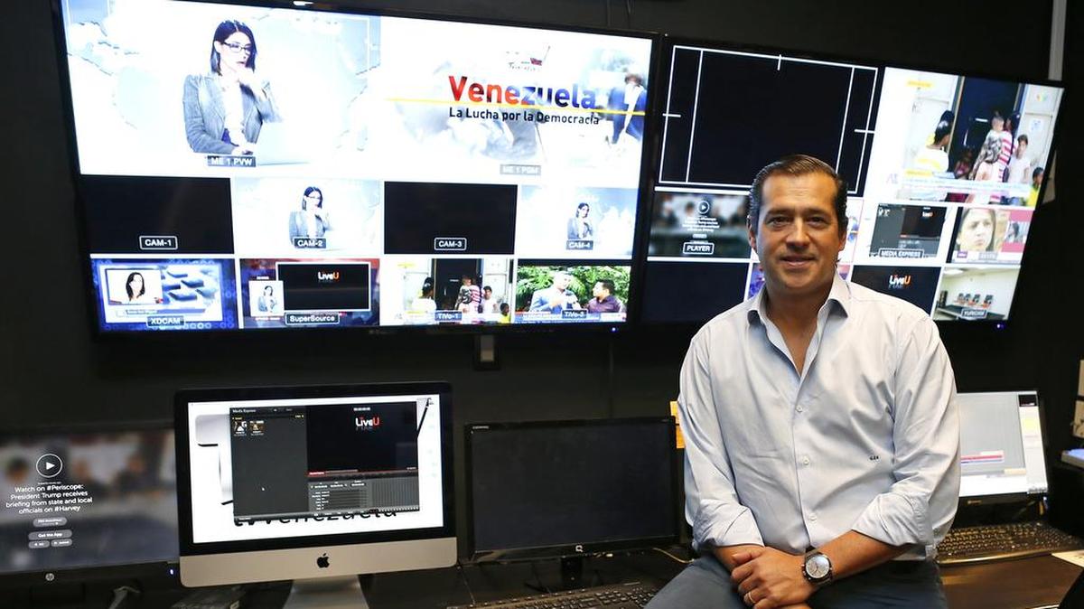El presidente ejecutivo de TV Venezuela, Guillermo Zuloaga, en una foto de archivo en las instalaciones del canal en Miami Lakes.