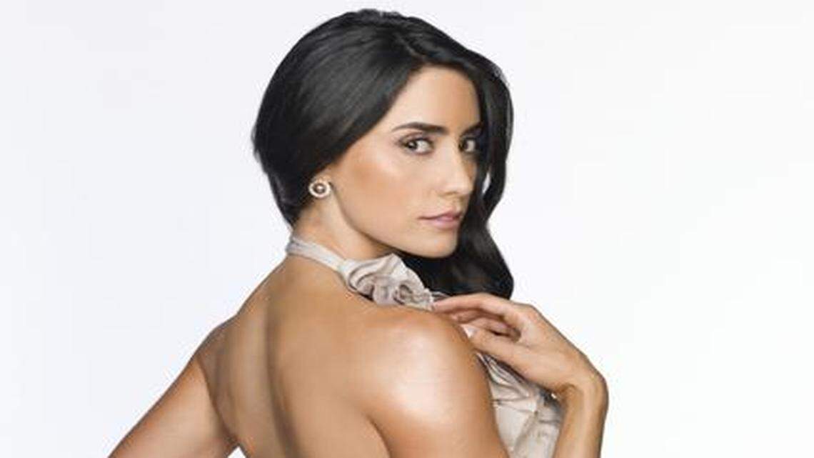 
La actriz mexicana se aventuró a venir a Miami en busca de una telenovela que escapara al cliché del culebrón.
