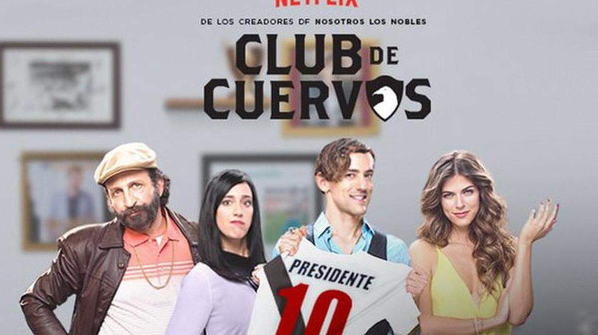 La trama comienza con el fallecimiento del icónico dueño del equipo Club de Cuervos, una figura emblemática en la ciudad de Nuevo Toledo, y narra las tensiones entre los dos herederos directos, un joven superficial y amante de las fiestas (Méndez) y su hermana, una talentosa ejecutiva (Treviño) que aspira a tomar el mando.