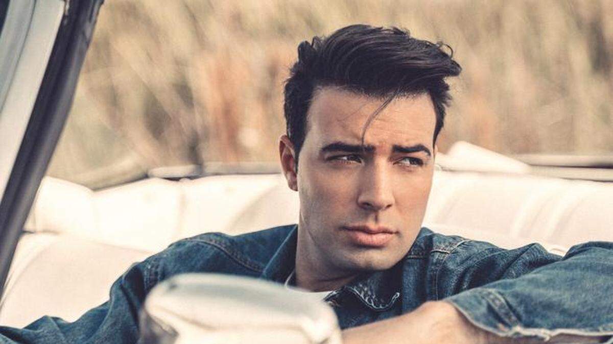 Jencarlos Canela.