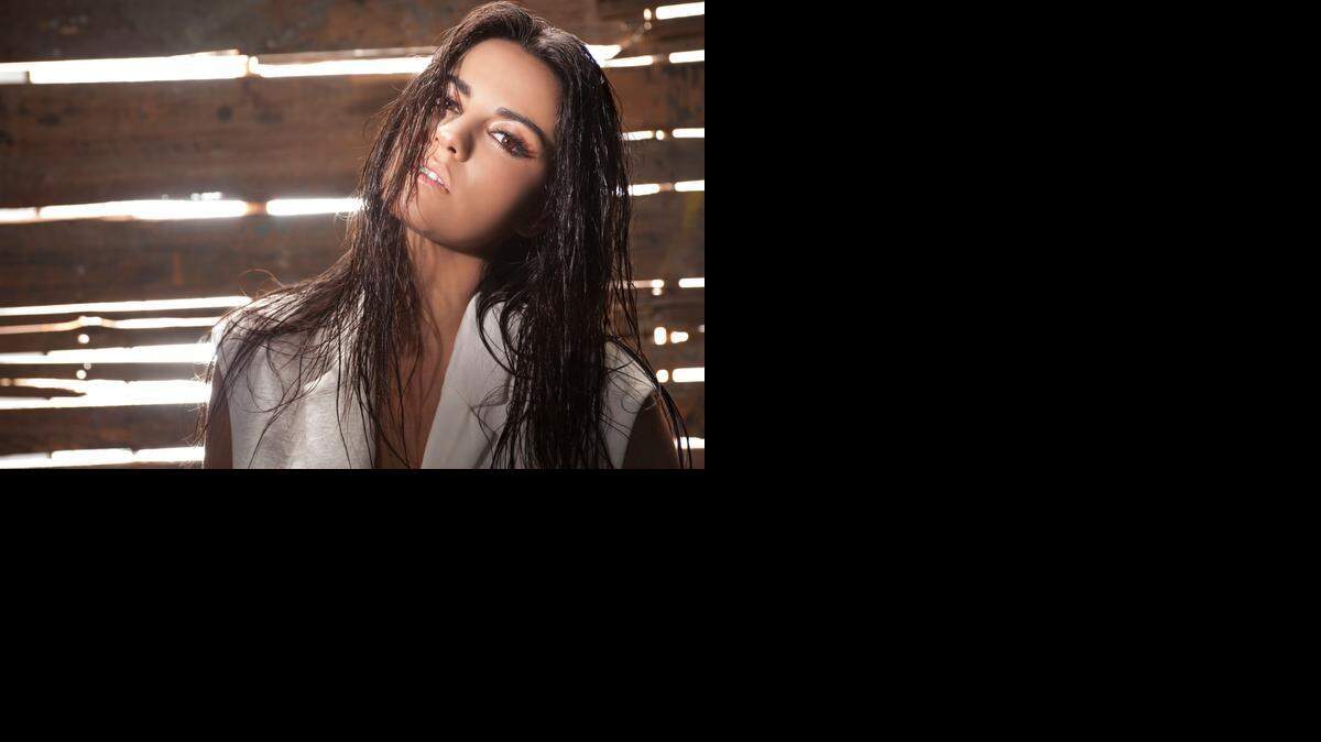 
Maite Perroni
