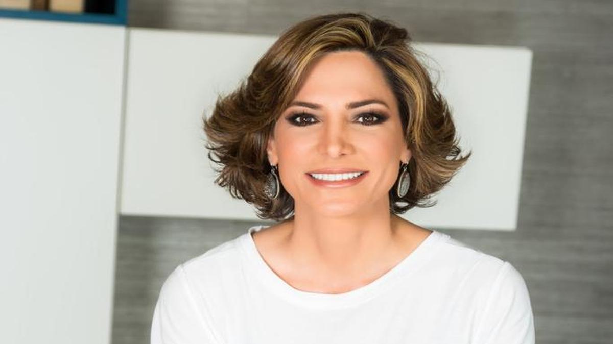 La periodista María Elvira Salazar presentará el ‘Mega Noticiero’ a partir del lunes 15.