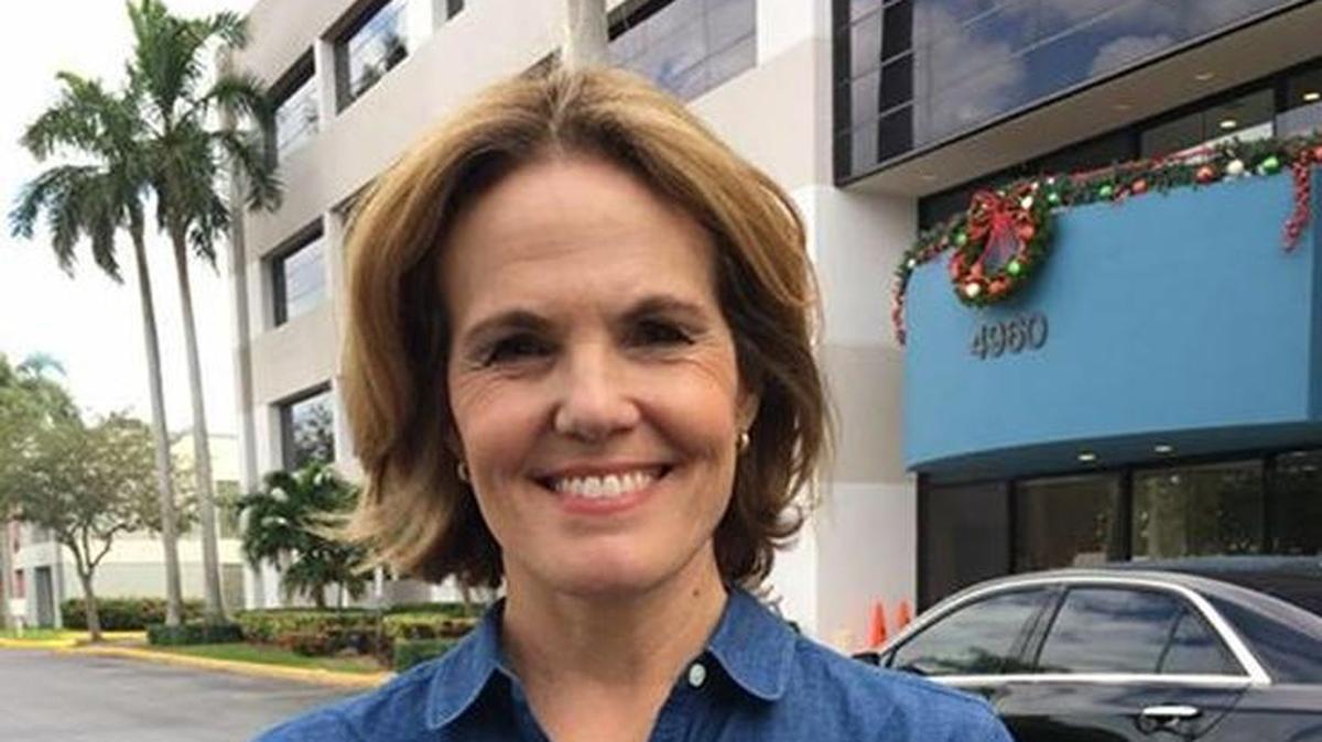 Angie Sandoval, veterana de los medios en español y corresponsal del ‘Noticiero Telemundo’, fue uno de los despedidos por la cadena en medio de una reestructuración.