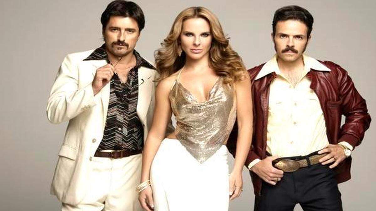 
JOSÉ MARÍA TORRE, KATE DEL CASTILLO Y JORGE ZABALETA, PROTAGONISTAS DE ‘DUEÑOS DEL PARAÍSO’, TELEMUNDO, 10 P.M. 
