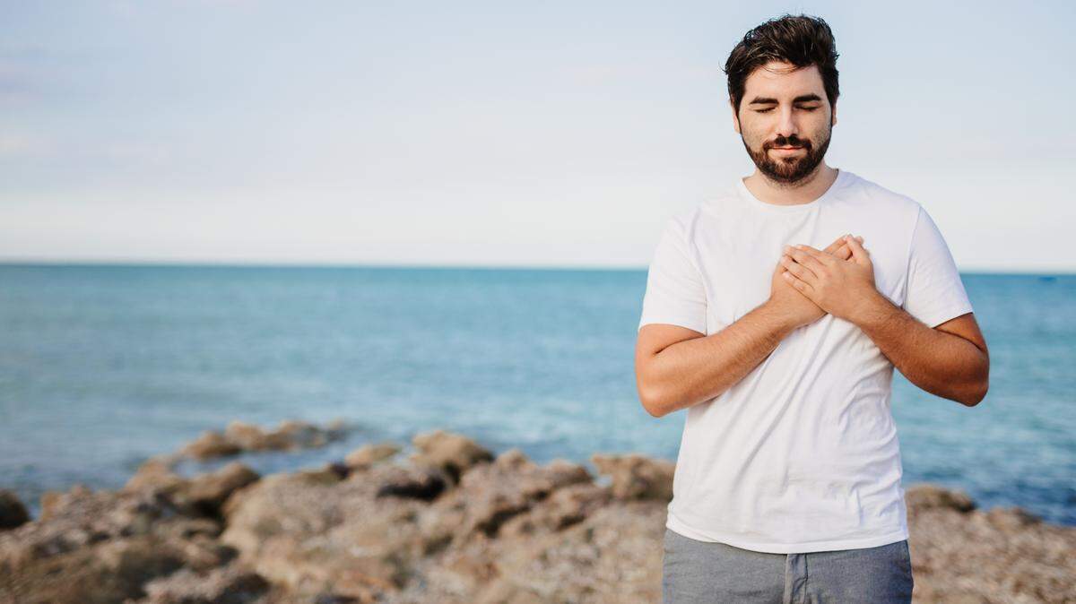 A menos que tengas una patología de salud mental, tú eres quien eres donde sea que estés, aunque tu ánimo algunas veces esté caído o, por el contrario, más animado.