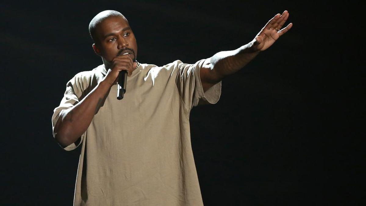 Kanye West en la ceremonia del MTV Video Music Awards el 30 de agosto de 2015.