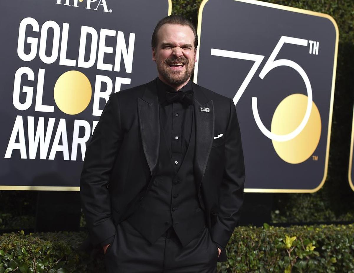 David Harbour llega a la 75º ceremonia de los premios Globos de Oro en el Beverly Hilton Hotel el domingo 7 de enero de 2018 en Beverly Hills, California.