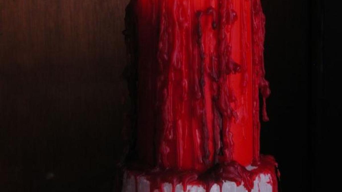 Aries, no olvides encender una vela roja y poner flores rojas en el hogar.