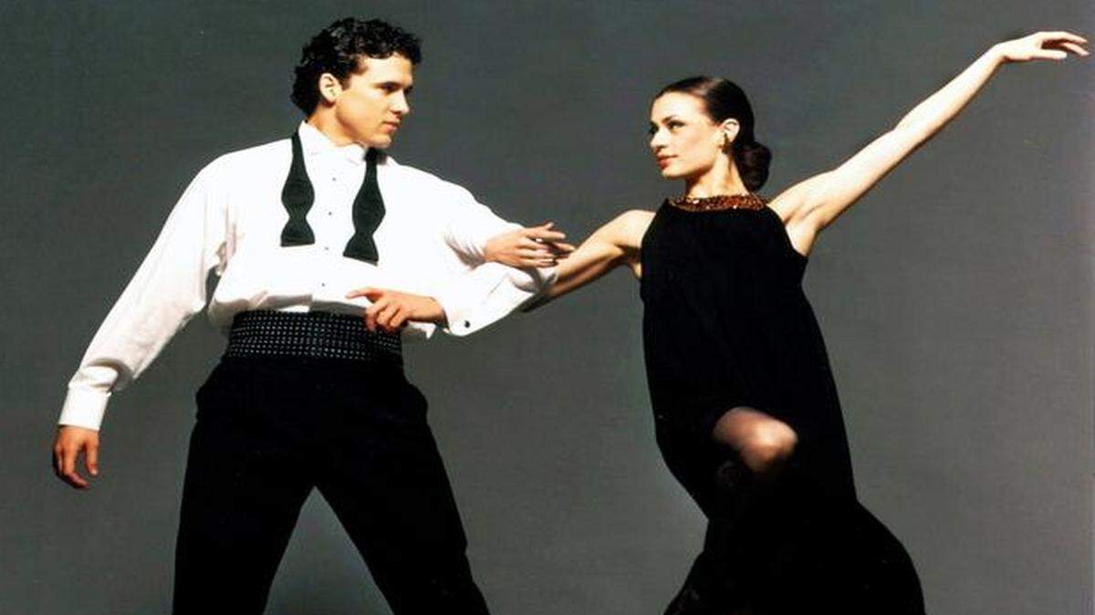 
Carlos Miguel Guerra y Jennifer Kronenberg en ‘Nine Sinatra Songs’, de Twyla Tharp.
