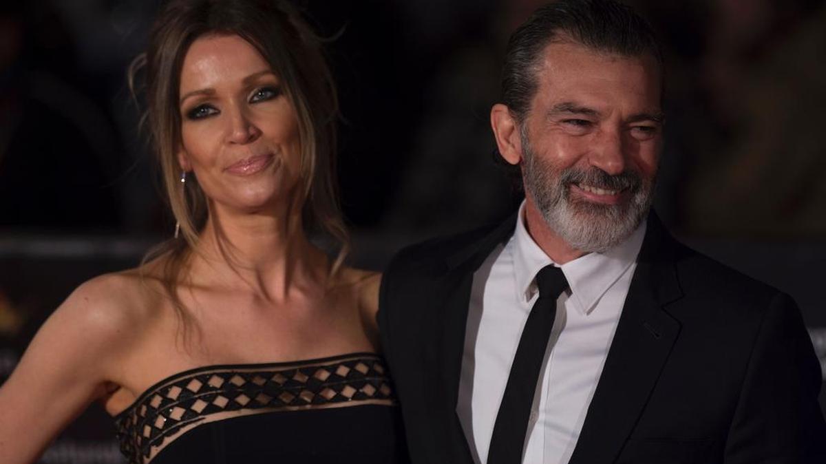 El actor Antonio Banderas y su pareja Nicole Kimpel durante el 20 Festival Internacional de Cine en Malaga, el 25 de marzo de 2017.