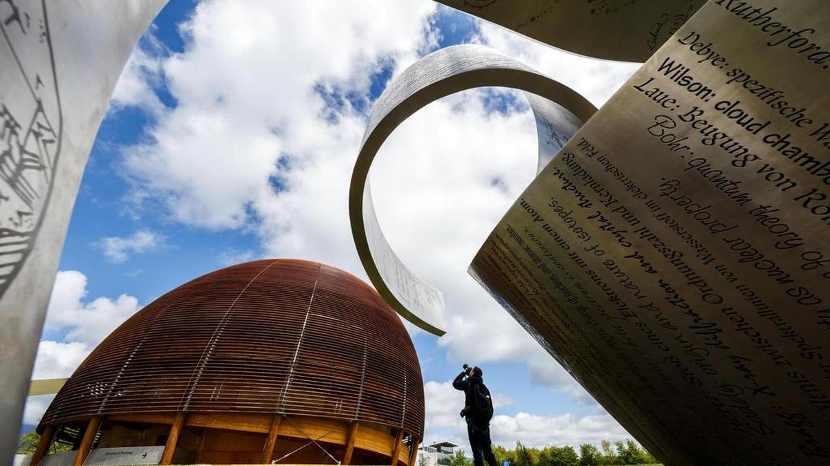 Vista de la sede del centro Centro Europeo de Física de Partículas (CERN) en Meyrin, cerca de Ginebra (Suiza) el 9 de mayo de 2017, durante la inauguración del acelerador linear Linac4.