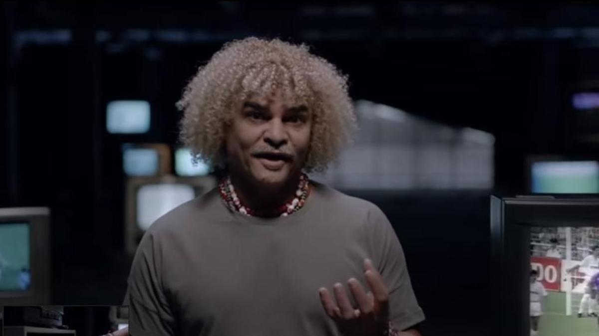 El futbolista colombiano Carlos “el Pibe” Valderrama protagoniza una campaña contra el cáncer de testículo y recuerda la anécdota de 1991 en la que le tocaron los testículos en un partido contra el Real Madrid.
