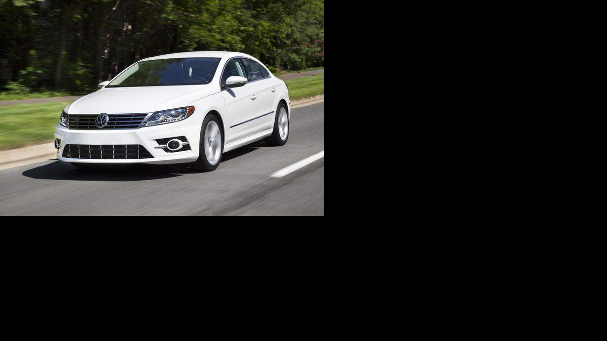 
Todos los modelos CC de 2.0 litros son de tracción delantera y el motor está acoplado a una transmisión manual de seis velocidades y otra automática (DSG) de doble embrague de seis marchas. 
