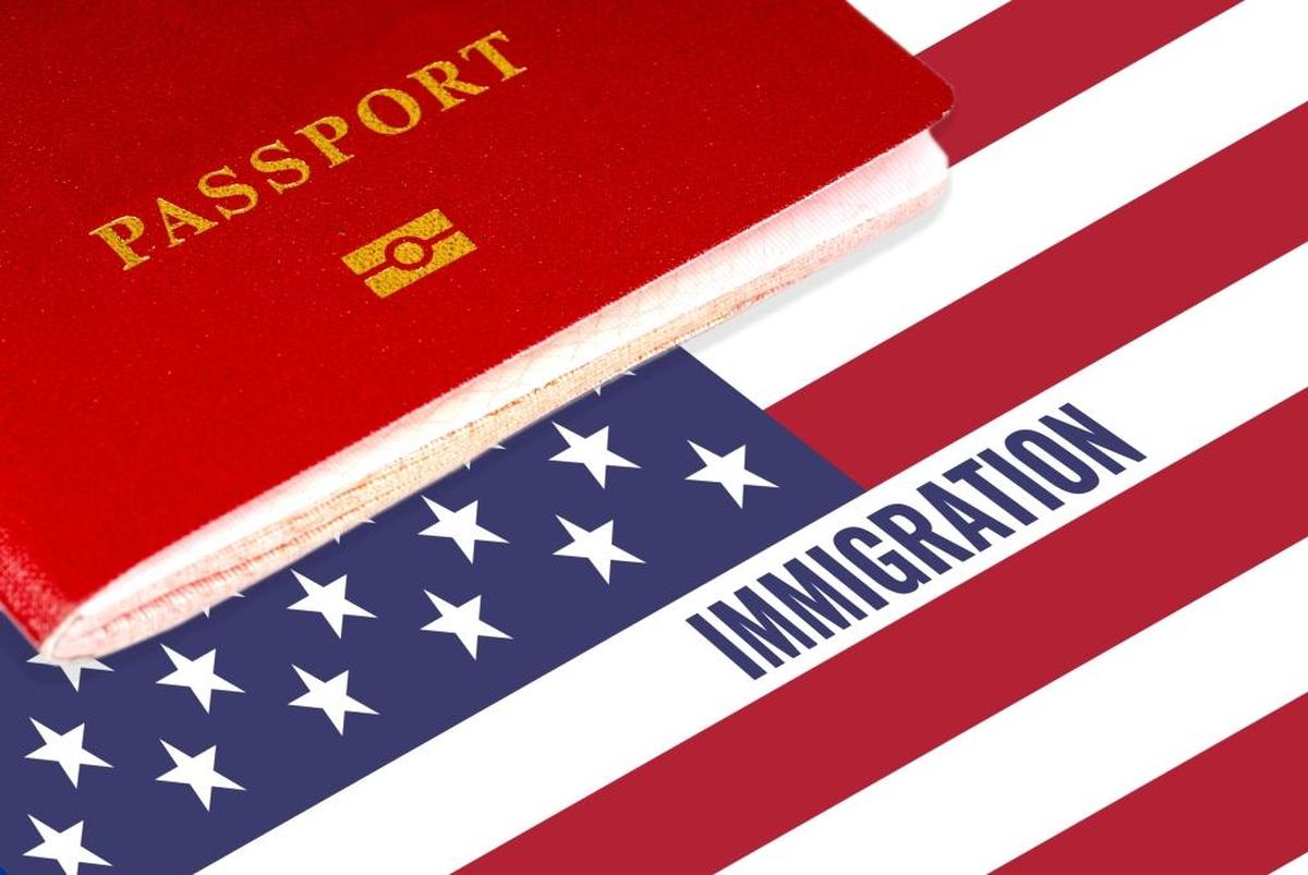 Los extranjeros que quieren trabajar legalmente en Estados Unidos tienen una variedad de visas a las que pueden optar.