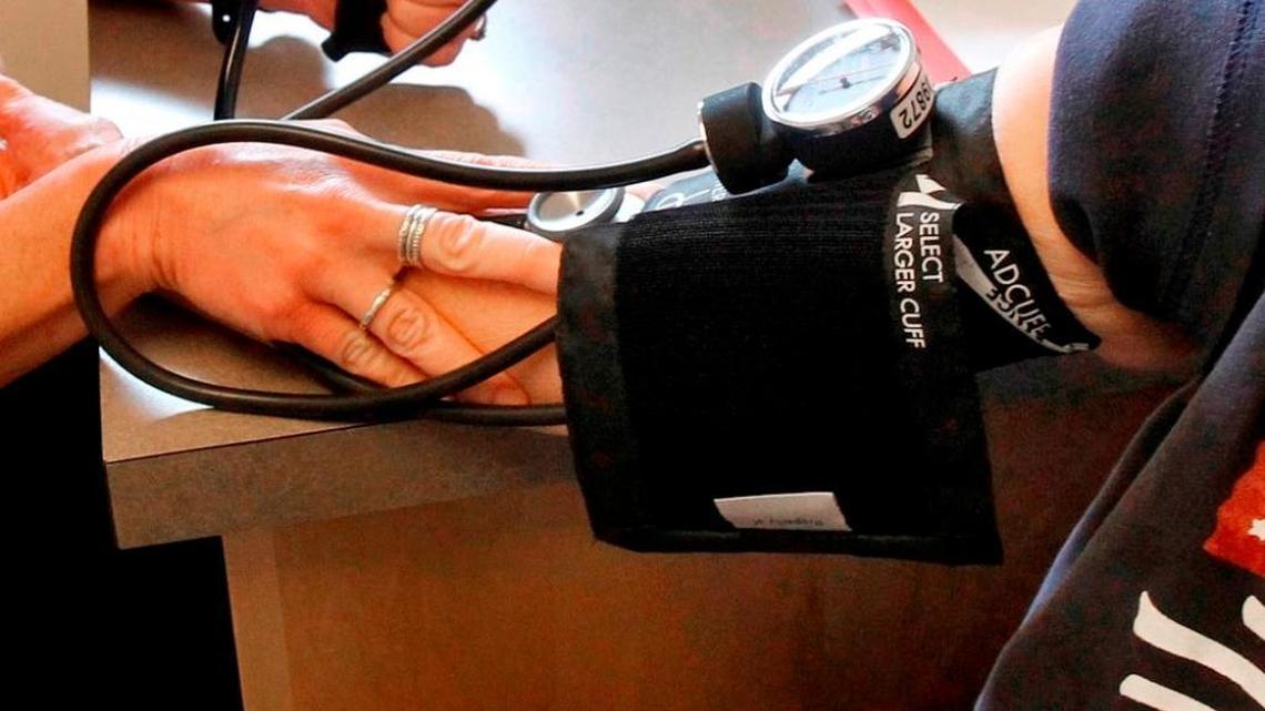 Extranjeros que viajen temporalmente a Estados Unidos deben estar cubiertos por un seguro médico en caso de enfermedad o emergencia.