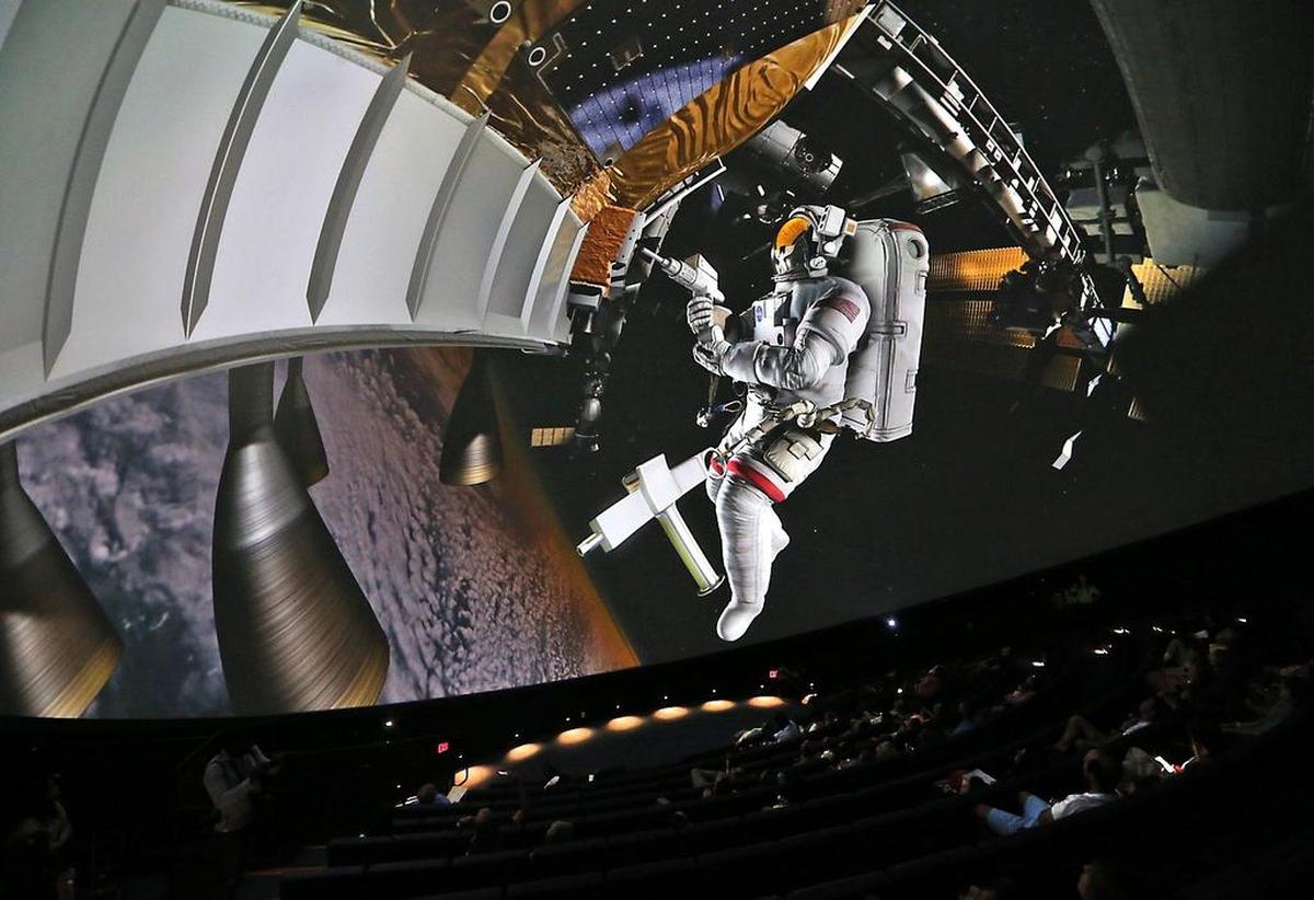 El Museo de Ciencias de Miami tiene uno de los pocos planetarios en el mundo con resolución de 8K y capacidad para mostrar material en tercera dimensión.