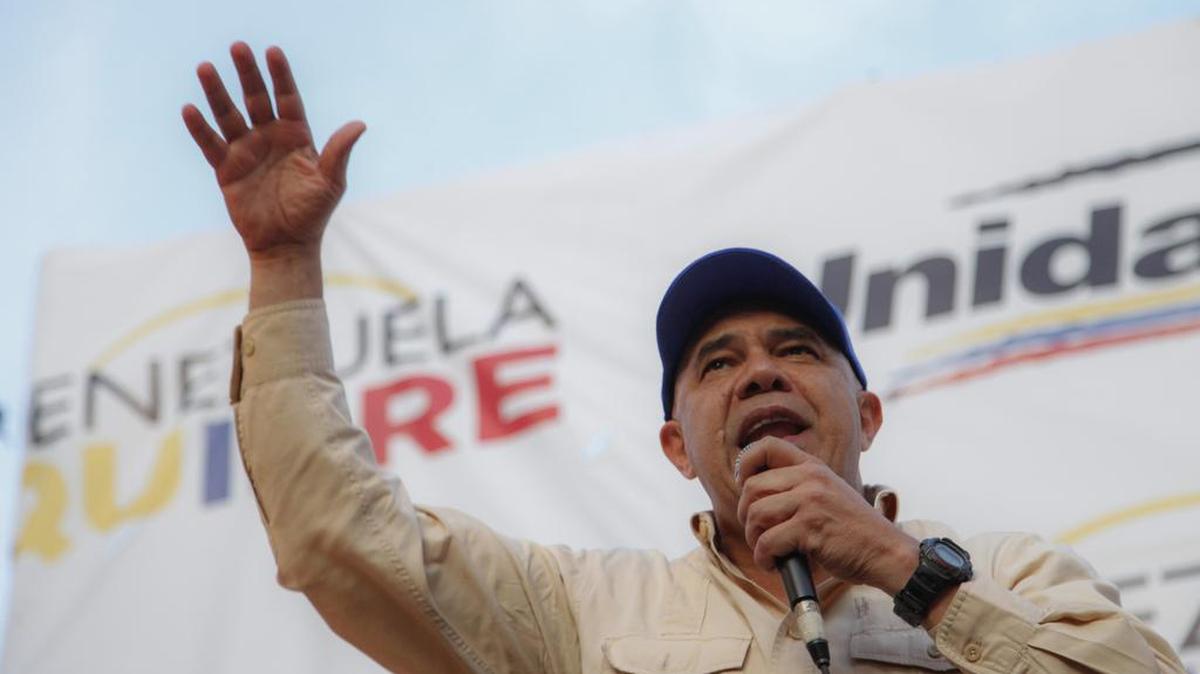 El secretario ejecutivo de la MUD, Jesús Torrealba, en un acto público en Caracas