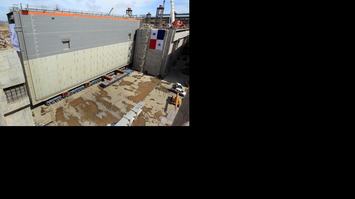 
Primera de ocho compuertas del proyecto de ampliación del Canal de Panamá, en el sector del Pacífico. 
