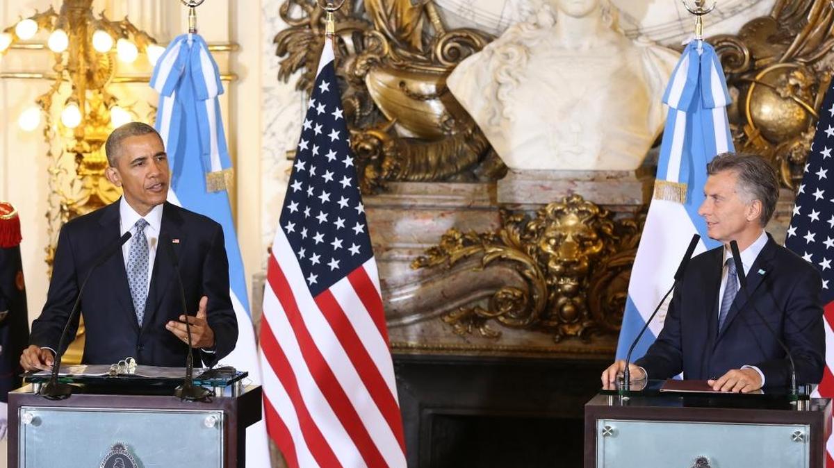 El presidente de los Estados Unidos, Barack Obama (izq), y su homólogo de Argentina, Mauricio Macri, ofrecen una rueda de prensa el miércoles en Buenos Aires.