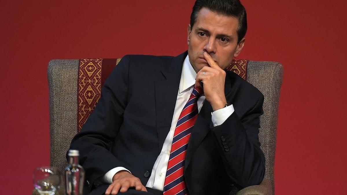 La proporción de ciudadanos que aprueban al mandatario Enrique Peña Nieto cayó de 29 % a 24 % desde agosto.