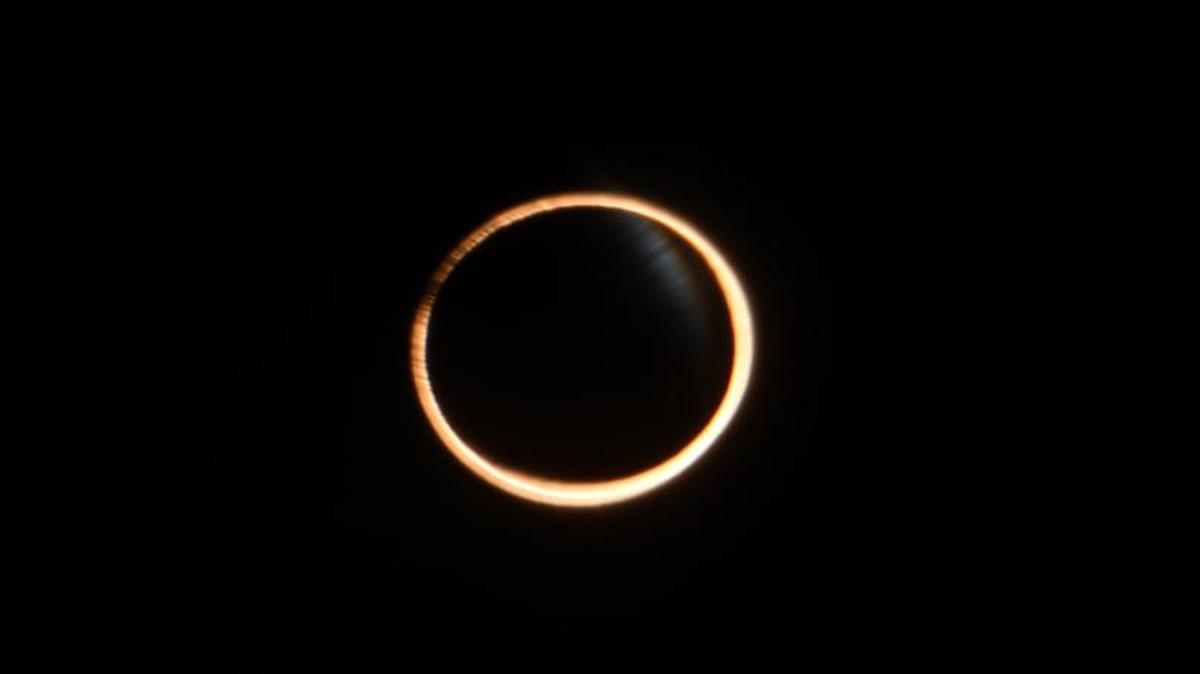 Fotografía del eclipse anular de Sol el domingo 26 de febrero de 2017, desde Coyhaique, en el sur de Chile.