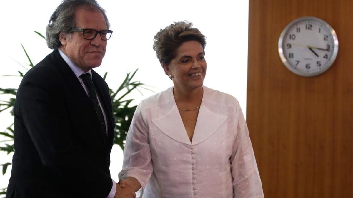 La presidenta Dilma Rousseff y el secretario general de la OEA, Luis Almagro, en una reunión de este viernes en Brasilia