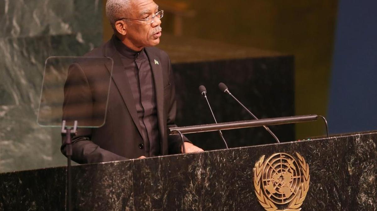 
El presidente de Guyana, David Arthur Granger, habla durante la Asamblea General de la ONU, el viernes en Nueva York.
