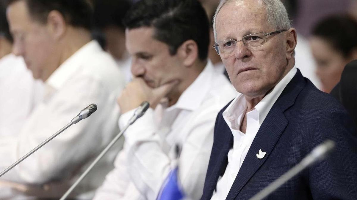 El presidente de Perú, Pedro Pablo Kuczynski, asiste este sábado 29 de octubre de 2016, a la XXV Cumbre Iberoamericana de Jefes de Estado y de Gobierno, en Cartagena, Colombia.