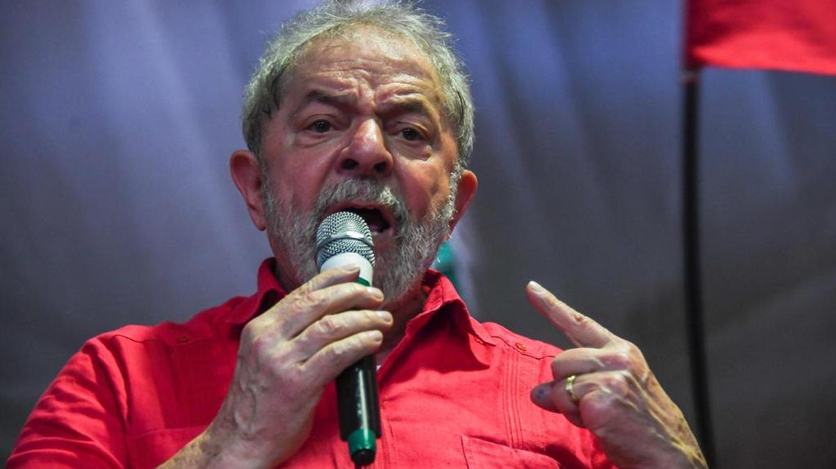 El ex presidente de Brasil, Luiz Inacio Lula da Silva, durante un discurso el 12 de agosto de 2017.