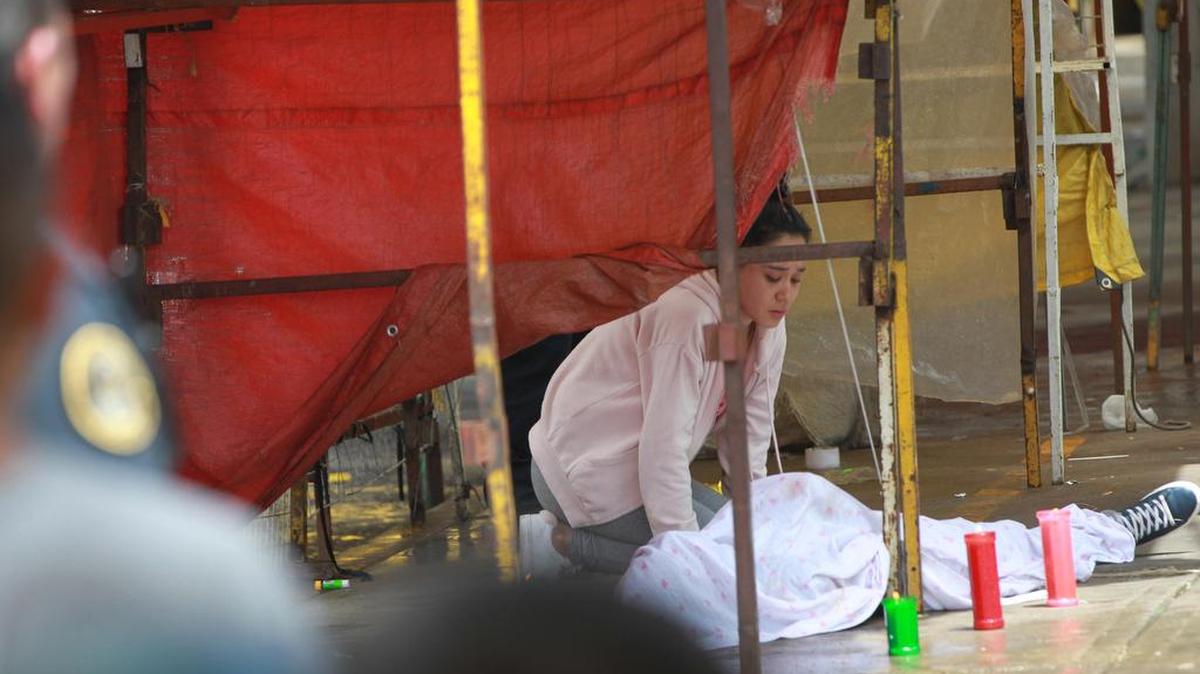 Fotografía del día 29 de agosto de 2017 donde se muestra la escena de un crimen durante una cobertura por parte de fotógrafos mexicanos, en Ciudad de México (México).