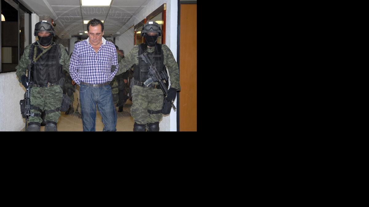 
Héctor Beltrán Leyva, capo del cartel de drogas mexicano de los Hermanos Beltrán Leyva, tras su detención en una operación realizada por la Policía Federal y el Ejército de México “luego de 11 meses de investigación”.



