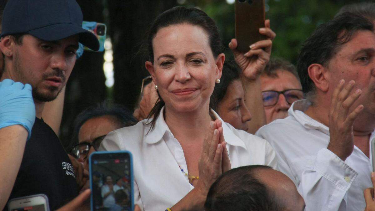 La líder opositora venezolana María Corina Machado participa en un mitin en la ciudad de Rubio, estado Táchira, Venezuela, en esta foto de archivo del 18 de marzo de 2023.
