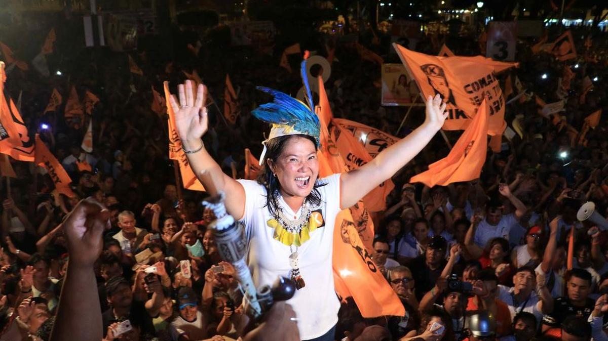 La candidata presidencial por el partido político Fuerza Popular Keiko Fujimori participa en un mitin el miércoles 6 de abril del 2016, en la ciudad amazónica de Iquitos (Perú).