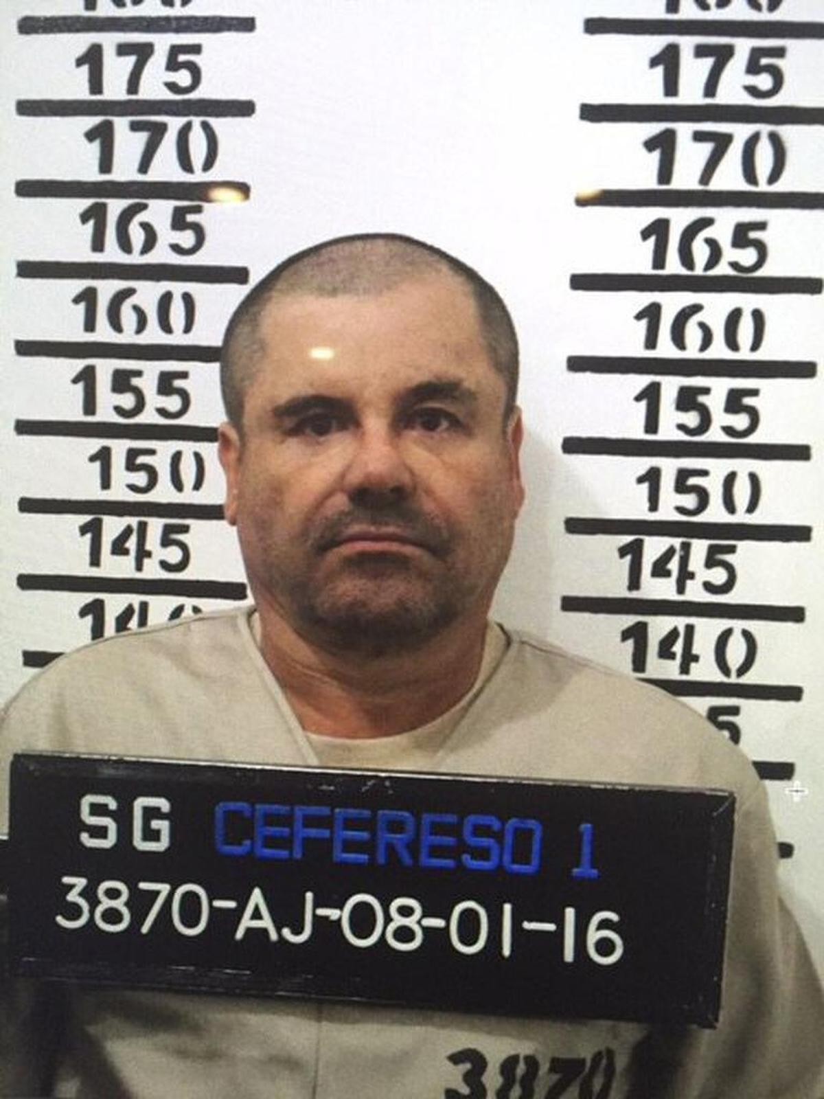 Foto de archivo del 8 de enero de 2016, la foto de prisión de Joaquín "El Chapo" Guzmán tras su captura.