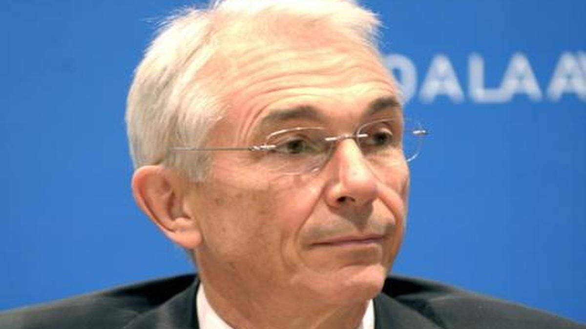 
Tony Tyler, CEO de la International Air Transport Association (IATA), dijo que las aerolíneas están muy preocupadas por la situación en Venezuela porque tienen $3,600 millones atascados en ese país.
