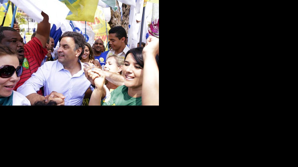 
Aécio Neves, senador y candidto presidencial del Partido Social-Demócrata Brasileño (PSDB) , durante un acto de campaña, en Belo Horizonte, Brasil.
