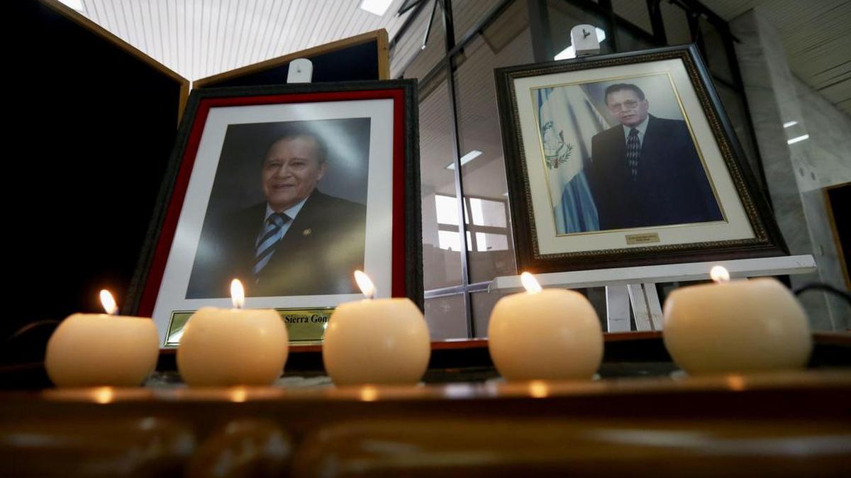Fotos del expresidente de la Corte Suprema de Justicia, José Arturo Sierra, asesinado el pasado viernes, el domingo 28 de enero de 2018, en la Ciudad de Guatemala (Guatemala).