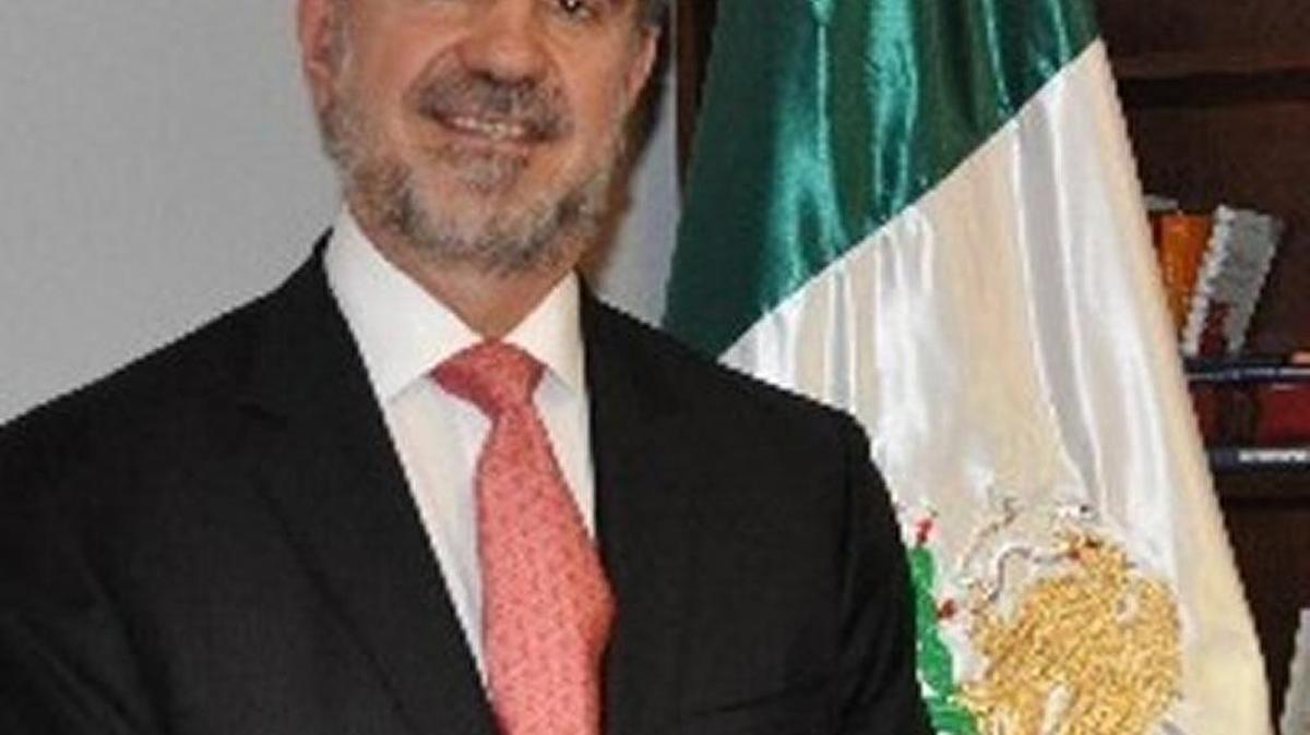 El gobierno mexicano nombró a Carlos Sada, un veterano diplomático y actual cónsul en Los Ángeles, como su nuevo embajador en Estados Unidos