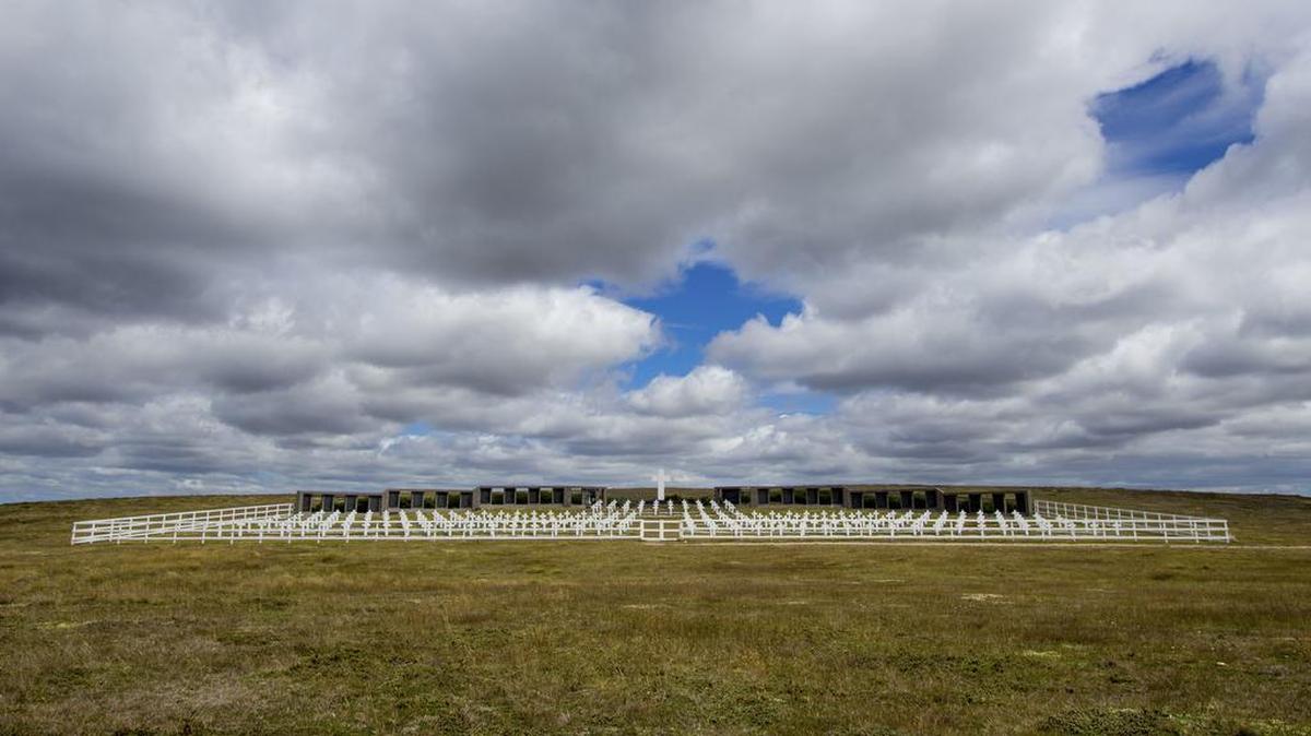 El cementerio de los soldados argentinos muertos en las Malvinas en 1982 en darwin.