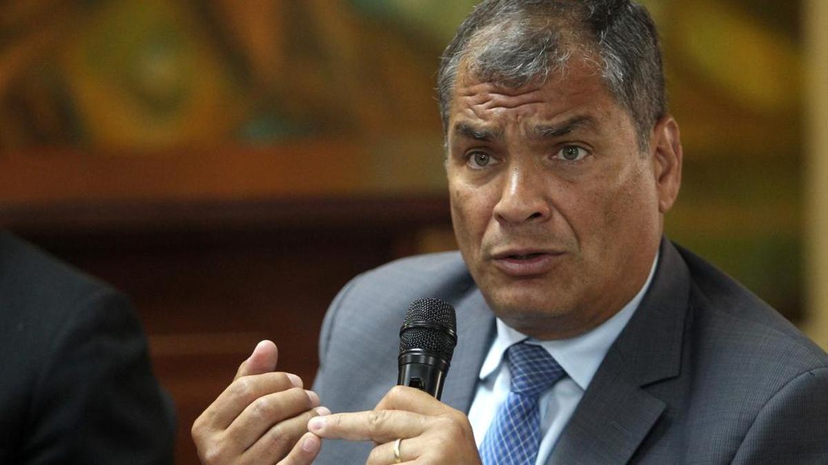 El ex presidente ecuatoriano Rafael Correa testifica en relación con un caso de presunta corrupción en la fiscalía de Guayaquil, Ecuador, el 5 de febrero de 2018.