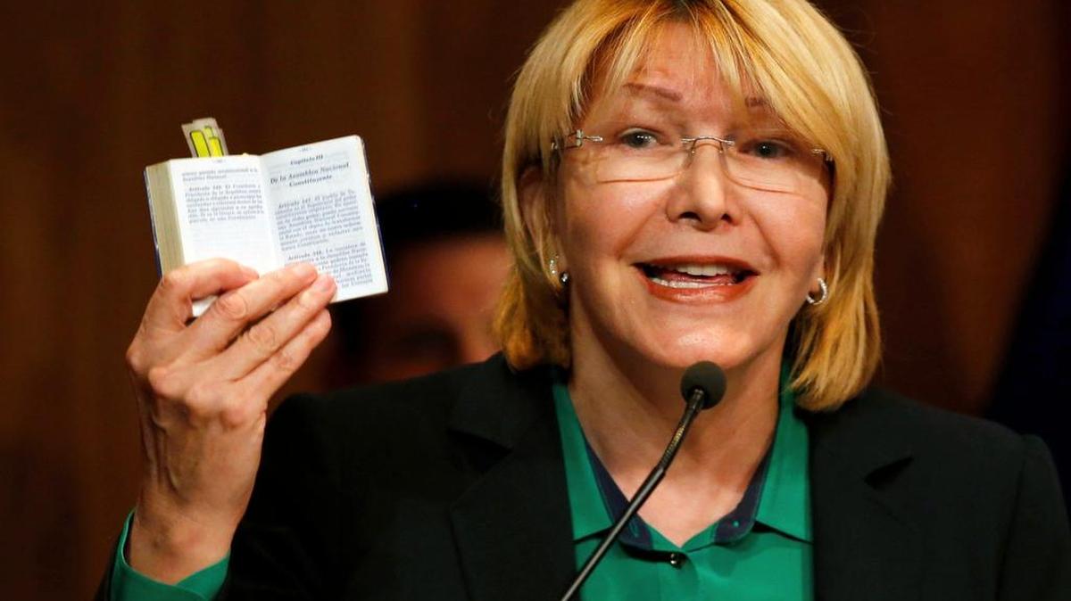 La fiscal general de Venezuela, Luisa Ortega Díaz, durante una conferencia de prensa el 25 de julio de 2017, en Caracas.