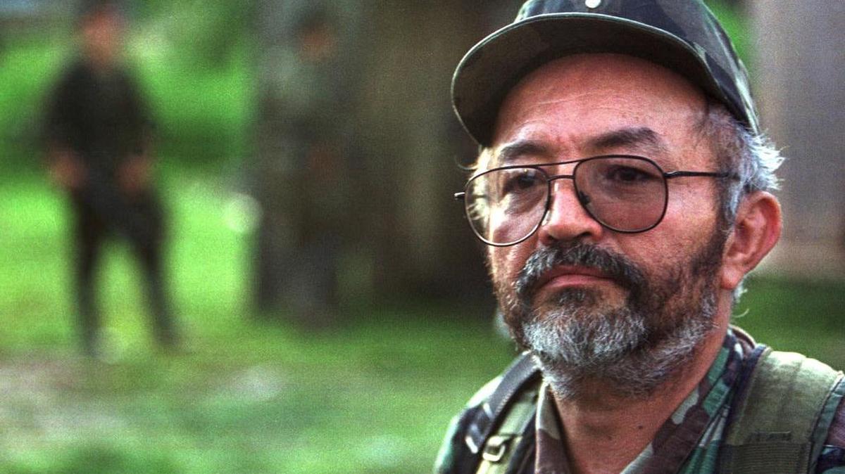 Luis Edgar Devia Silva, alias “Raul Reyes”, fotografiado en La Tunia el 16 de julio de 1999. Según un informe del Centro Nacional de Memoria Histórica (CNMH), el que fuera número dos de las FARC abusó sexualmente de las guerrilleras de su escolta.