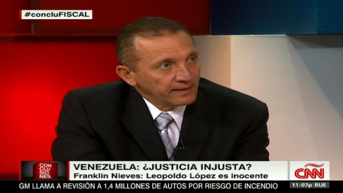 El ex fiscal venezolano Franklin Nieves es entrevistado en CNN en Español por el periodista Fernando del Rincón