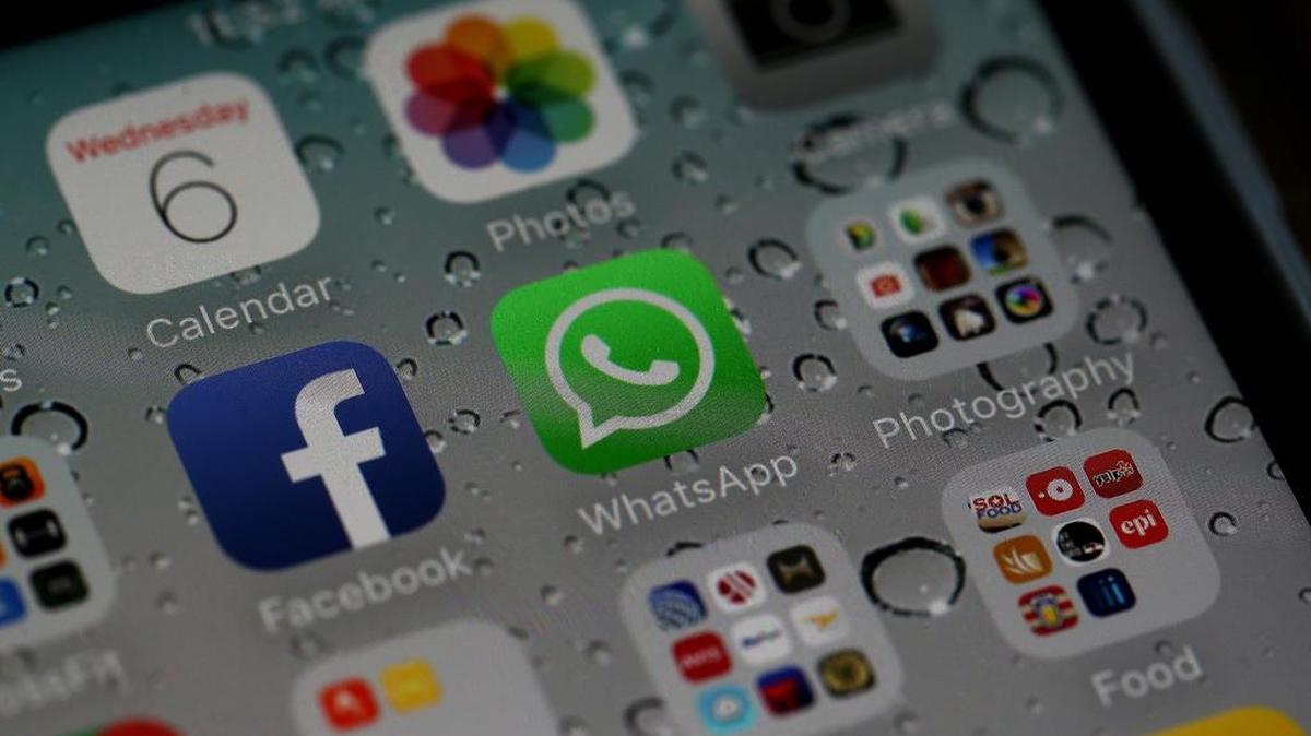 Un joven en Colombia interpuso una demanda para que lo volvieran a agregar a un grupo estudiantil de WhatsApp. Una jueza negó el recurso, pero Mauricio Campos apeló.