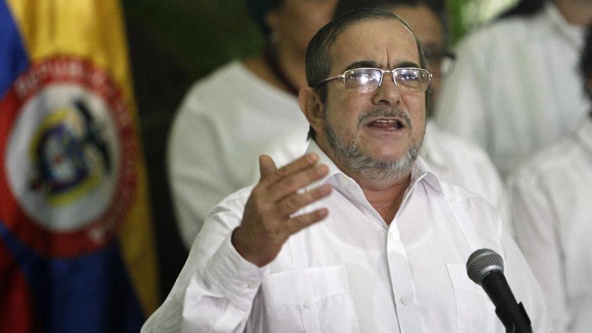 El líder de las FARC, Rodrigo Londoño Echeverri, alias "Timochenko", habla en La Habana (Cuba), donde declaró el 28 de agosto de 2016, el alto el fuego definitivo, en vigor a partir de esta medianoche.