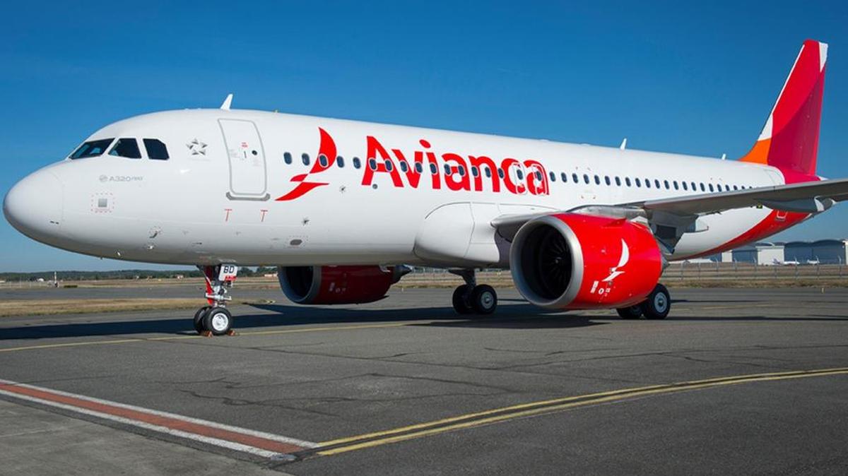 Avianca suspenderá sus vuelos desde y hacia Venezuela a partir de este jueves y no desde el 16 de agosto, como lo había anunciado la aerolínea el miércoles, argumentando que lo hace para “preservar la seguridad” de sus operaciones.