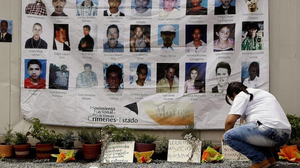 
Conmemoración de 13 años de la Operación Orión en La Escombrera, Colombia, que dejó decenas de muertos y desaparecidos.
