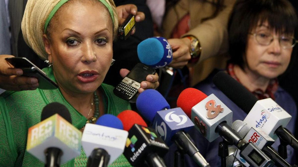 La exsenadora colombiana Piedad Córdoba en una conferencia de prensa el 10 de junio de 2014, en Bogotá (Colombia).