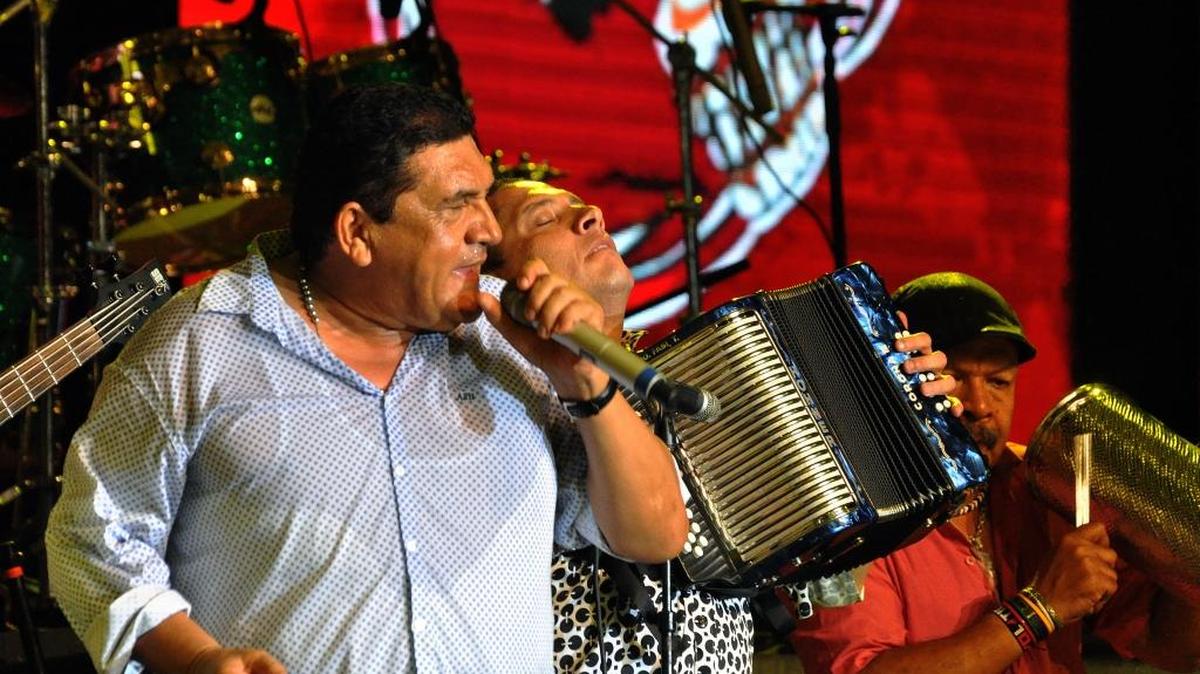 Fotografía del cantante vallenato Tomás Alfonso ‘Poncho’ Zuleta durante una presentación, en abril. en el Festival de la leyenda vallenata en Valledupar, Colombia.